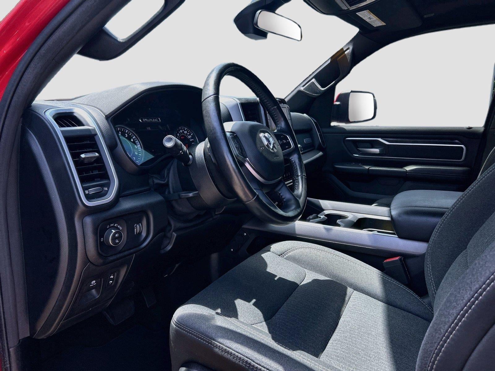 2020 RAM 1500 Big Horn Crew Cab 4x4 5'7' Box