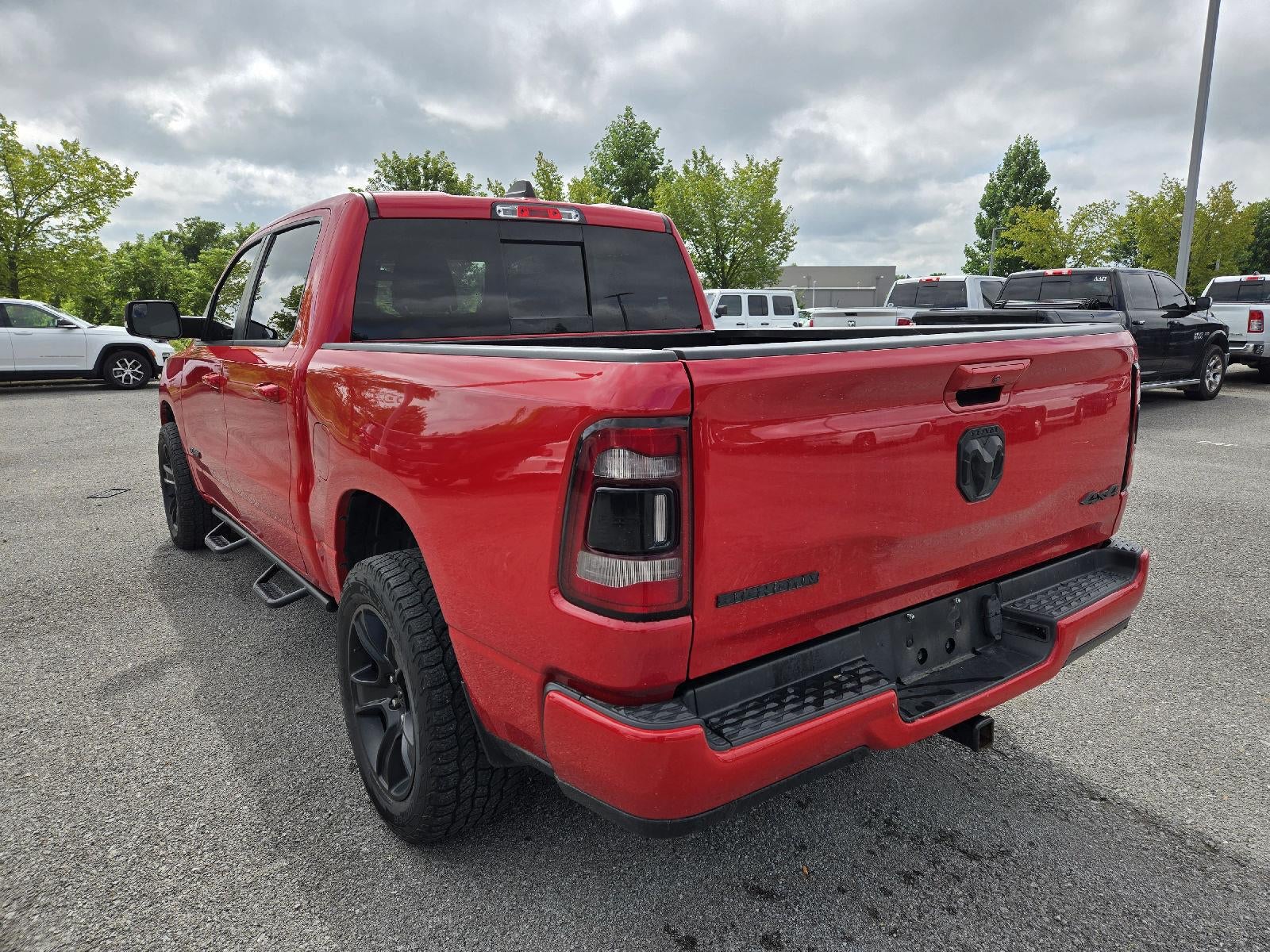 2020 RAM 1500 Big Horn Crew Cab 4x4 5'7' Box