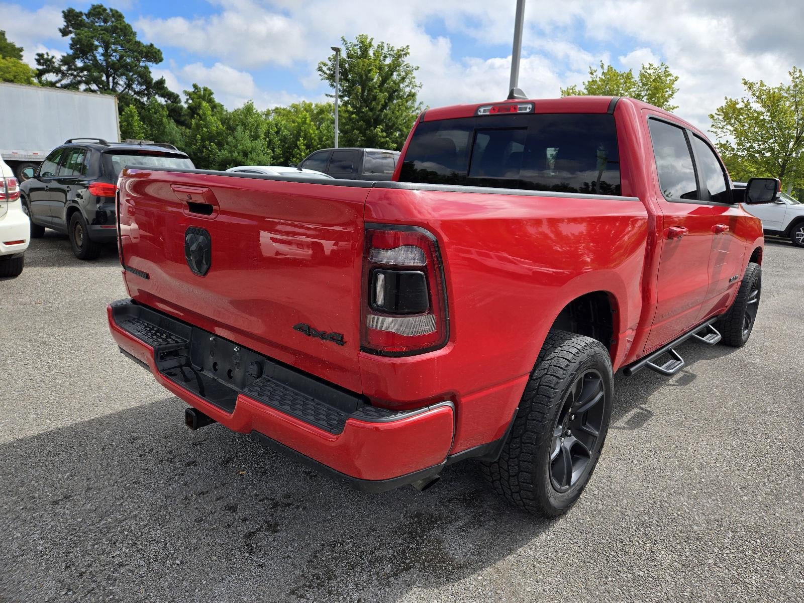 2020 RAM 1500 Big Horn Crew Cab 4x4 5'7' Box