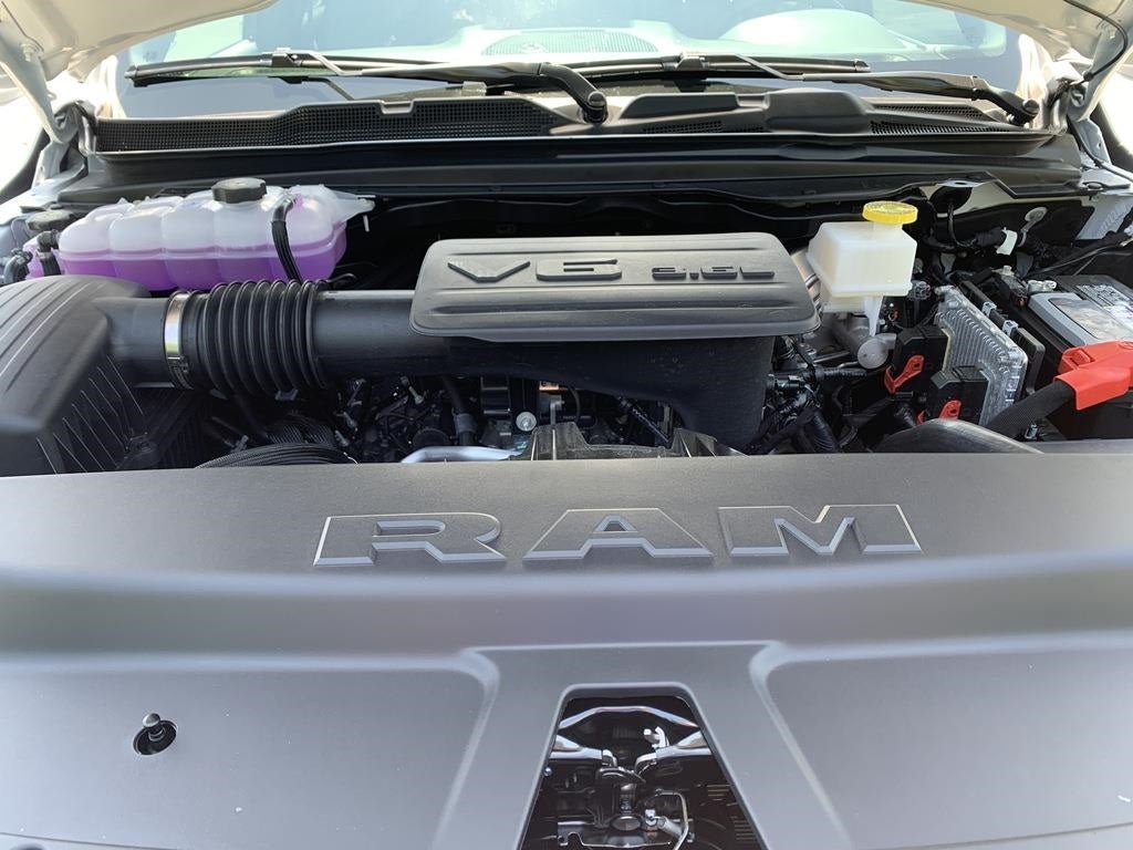 2023 RAM Ram 1500 RAM 1500 BIG HORN CREW CAB 4X4 5'7' BOX