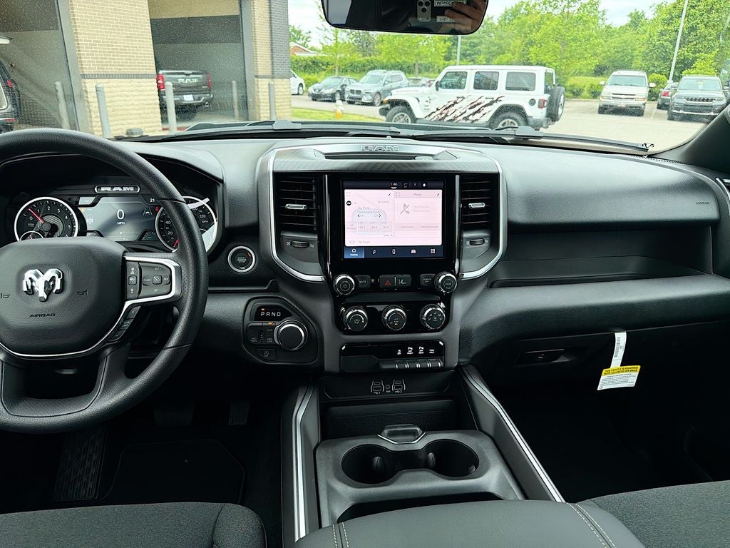2026 RAM Ram 1500 RAM 1500 EXPRESS CREW CAB 4X4 5'7' BOX