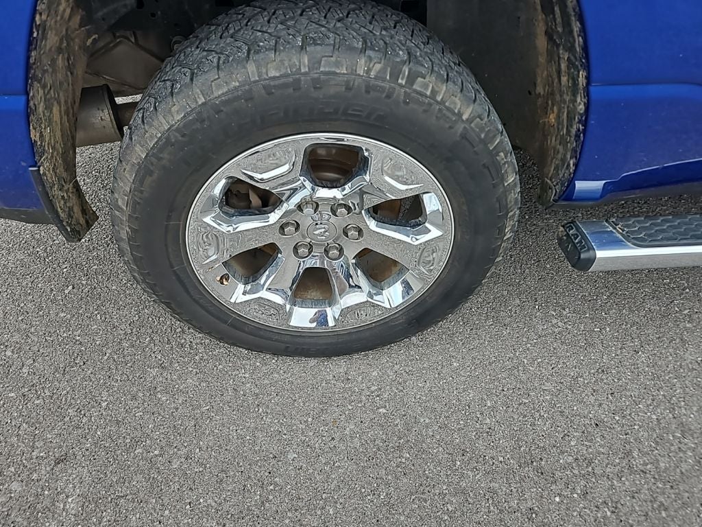 2019 RAM 1500 Big Horn/Lone Star Quad Cab 4x4 6'4' Box