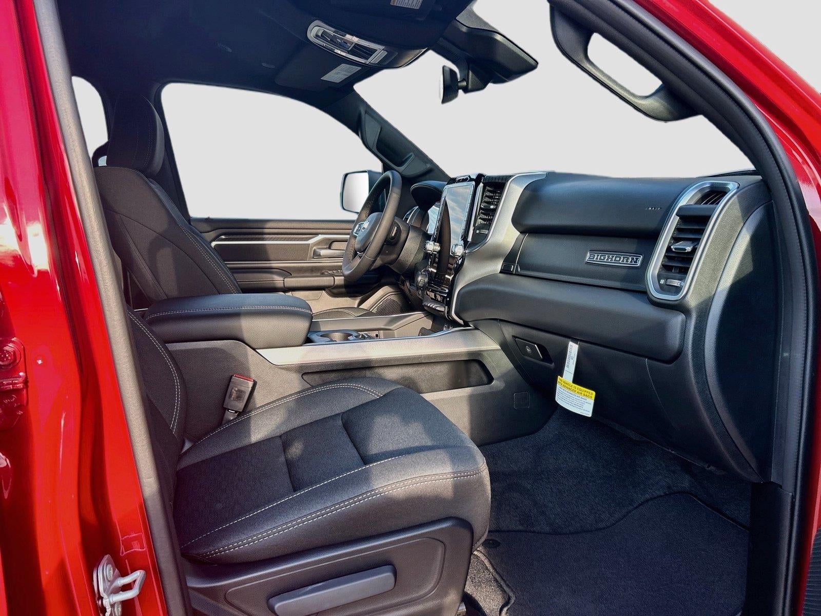 2027 RAM Ram 1500 RAM 1500 BIG HORN CREW CAB 4X4 5'7' BOX