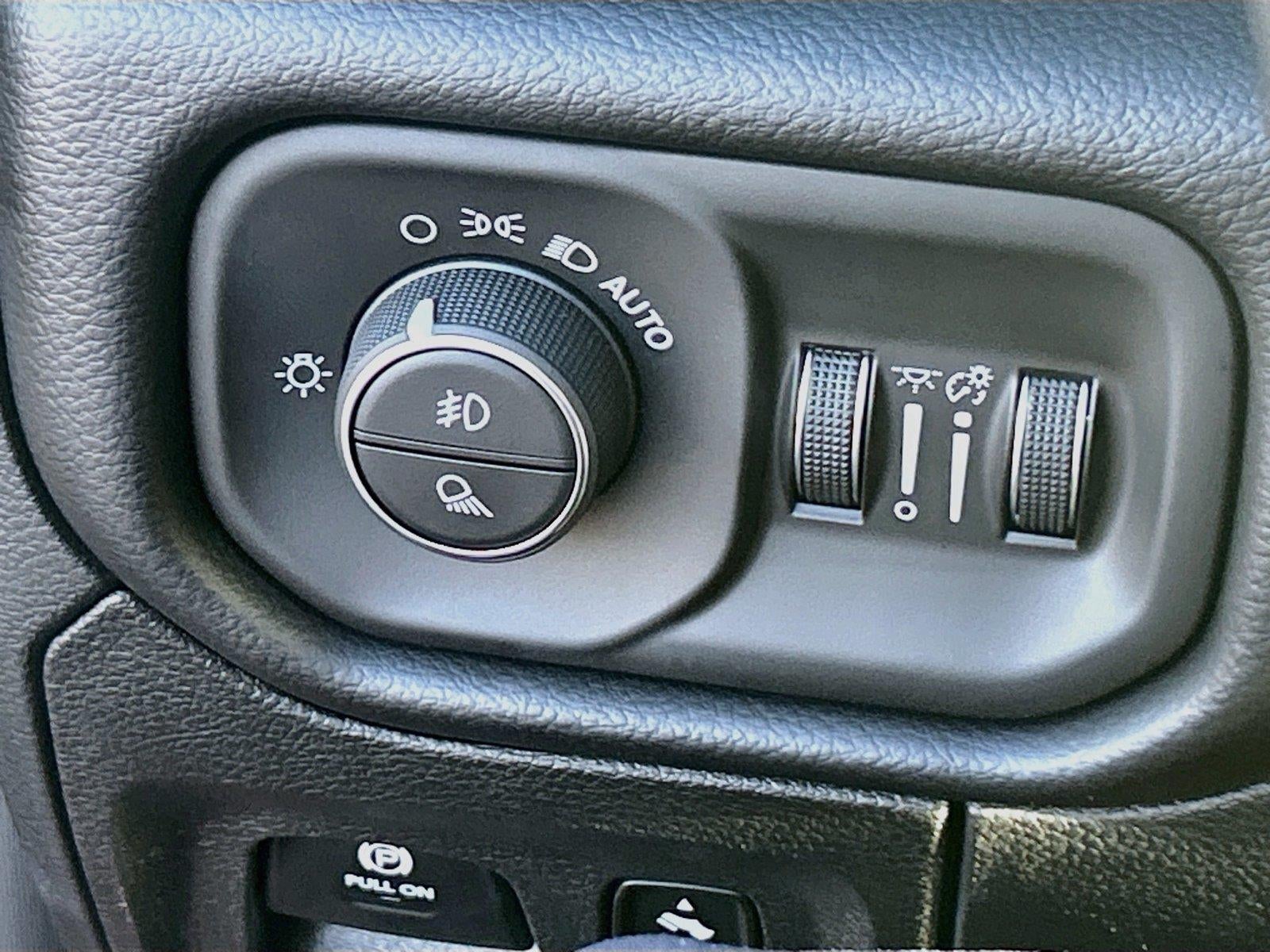 2027 RAM Ram 1500 RAM 1500 BIG HORN CREW CAB 4X4 5'7' BOX