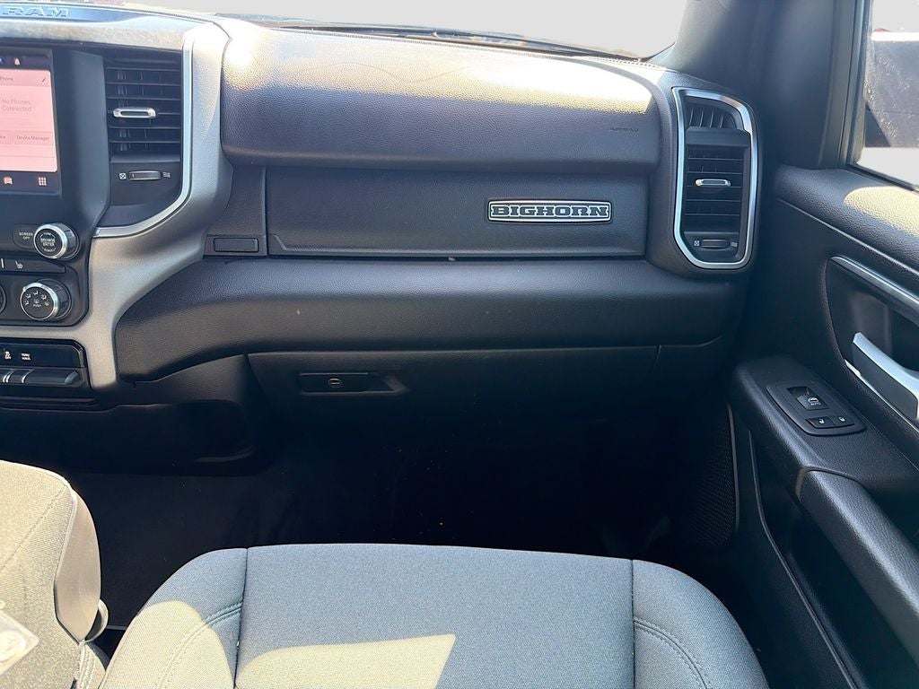 2024 RAM 1500 Big Horn Crew Cab 4x4 5'7' Box