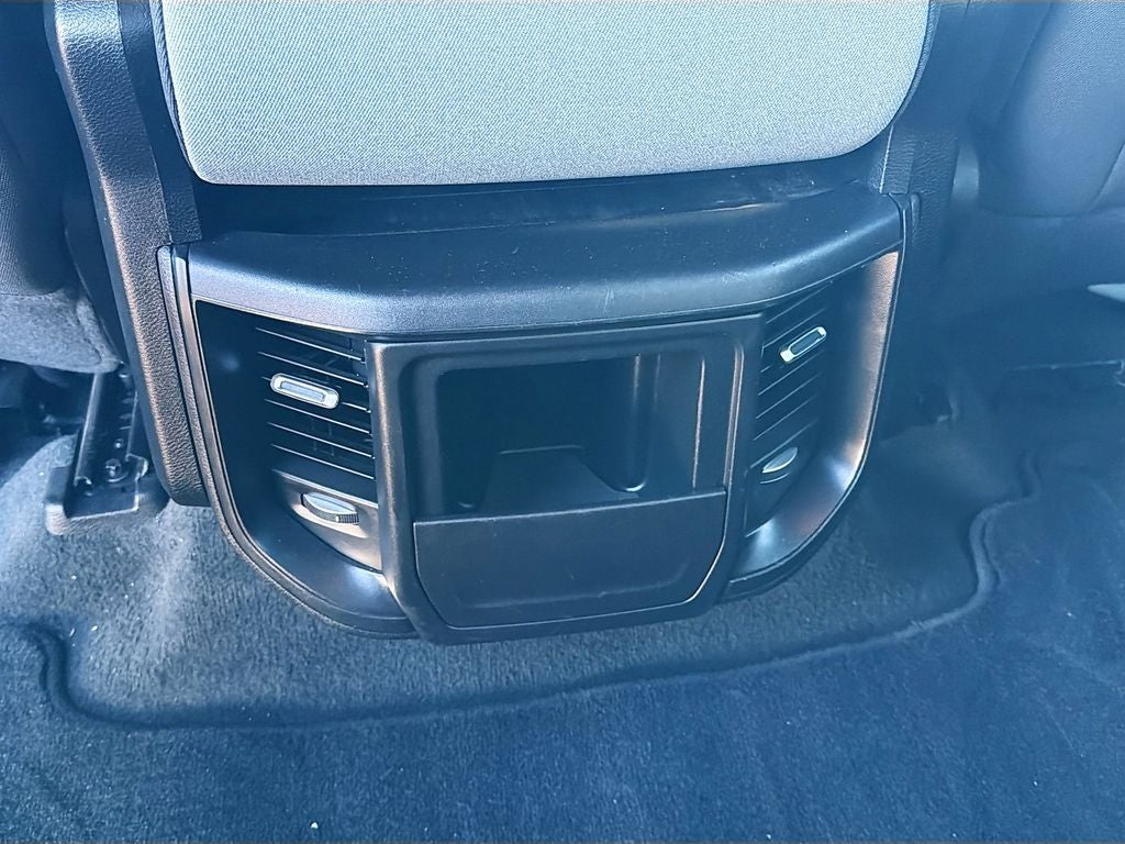 2024 RAM 1500 Big Horn Crew Cab 4x4 5'7' Box