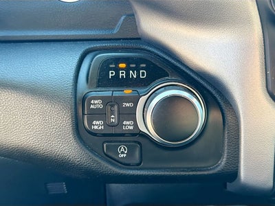 2024 RAM 1500 Big Horn Crew Cab 4x4 5'7' Box