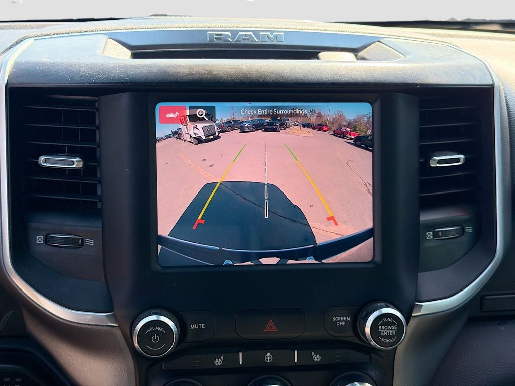 2024 RAM 1500 Big Horn Crew Cab 4x4 5'7' Box