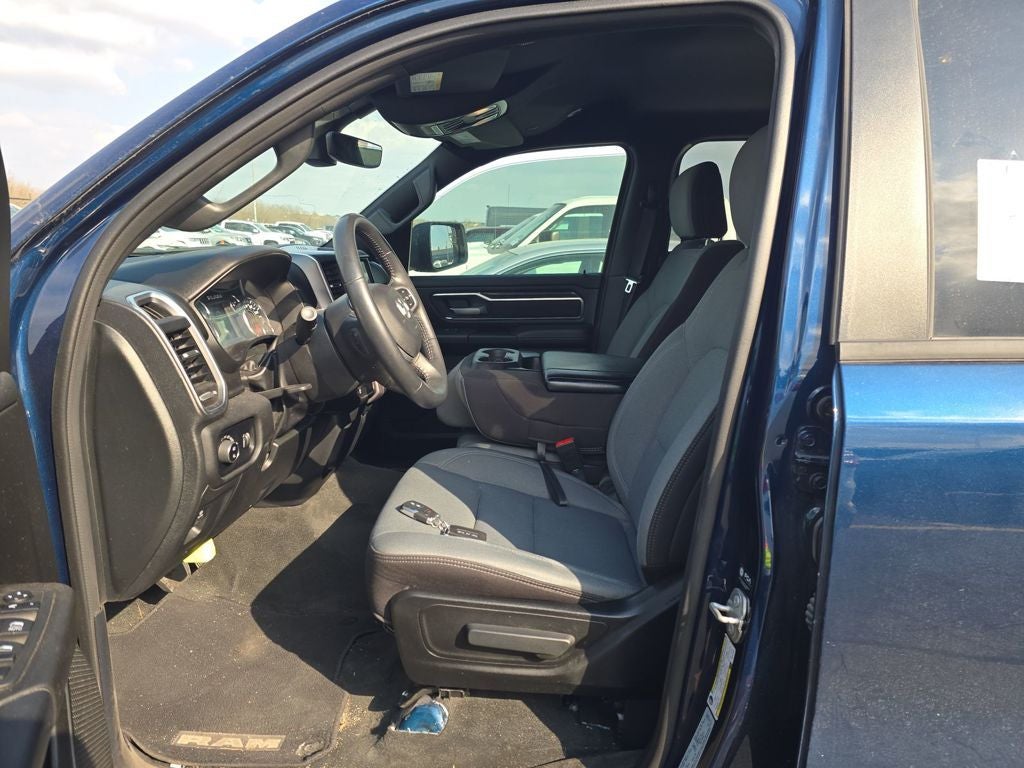 2024 RAM 1500 Big Horn Crew Cab 4x4 5'7' Box