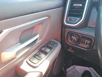 2023 RAM 1500 Big Horn Crew Cab 4x4 5'7' Box