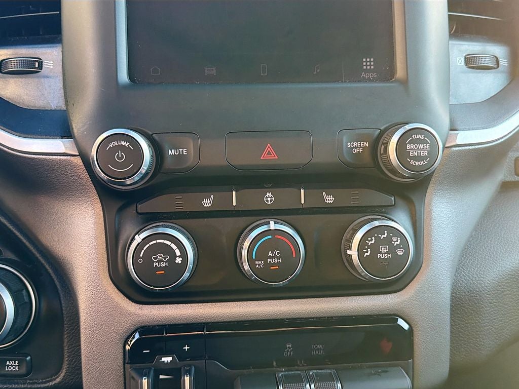 2023 RAM 1500 Big Horn Crew Cab 4x4 5'7' Box