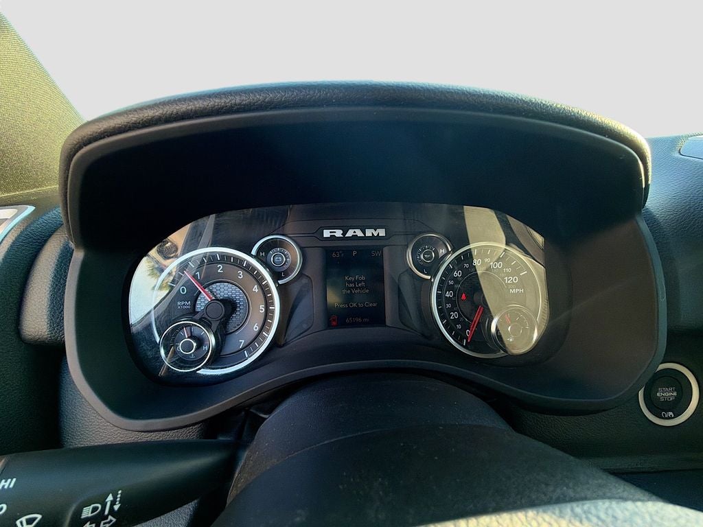 2023 RAM 1500 Big Horn Crew Cab 4x4 5'7' Box