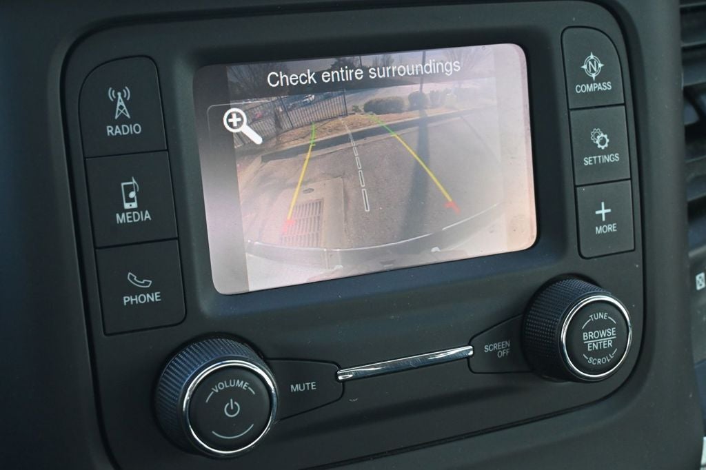 2020 RAM 1500 Big Horn Crew Cab 4x4 5'7' Box