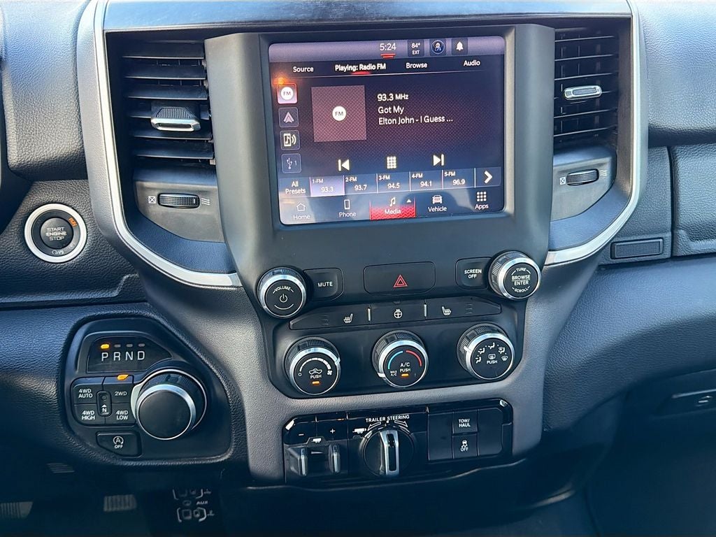 2023 RAM 1500 Big Horn Crew Cab 4x4 5'7' Box