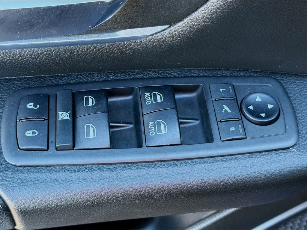 2019 RAM 1500 Big Horn/Lone Star Crew Cab 4x4 5'7' Box