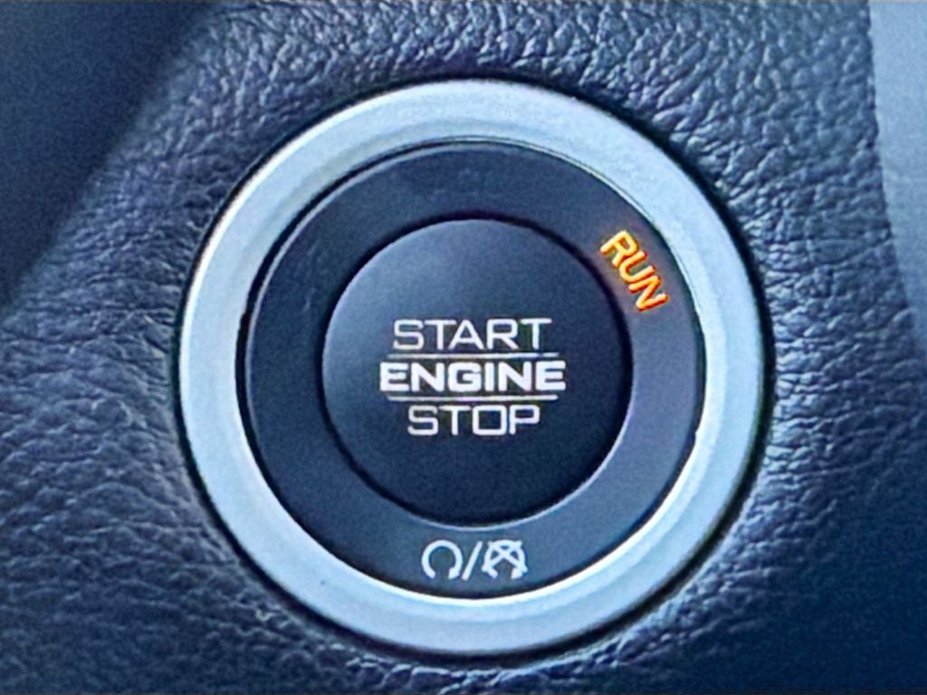 2019 RAM 1500 Big Horn/Lone Star Crew Cab 4x4 5'7' Box