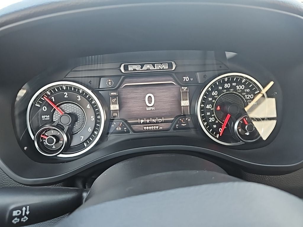 2021 RAM 1500 Big Horn Crew Cab 4x4 5'7' Box