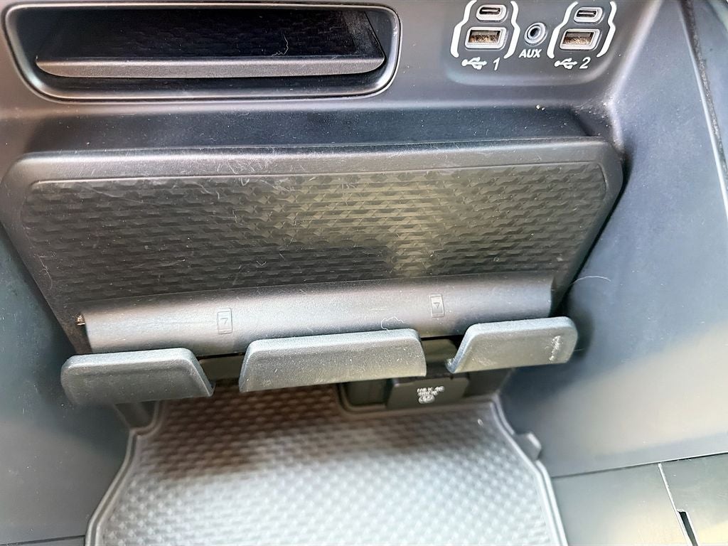 2021 RAM 1500 Big Horn Crew Cab 4x4 5'7' Box