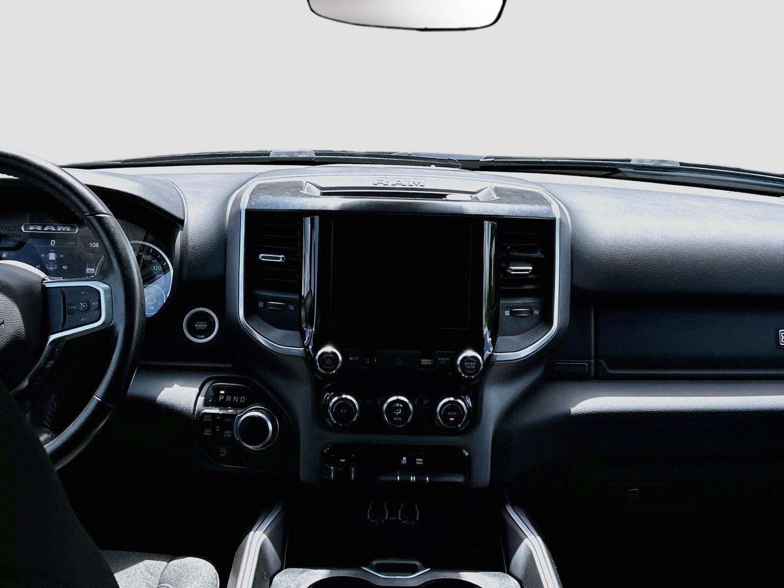 2022 RAM 1500 Big Horn Crew Cab 4x4 5'7' Box
