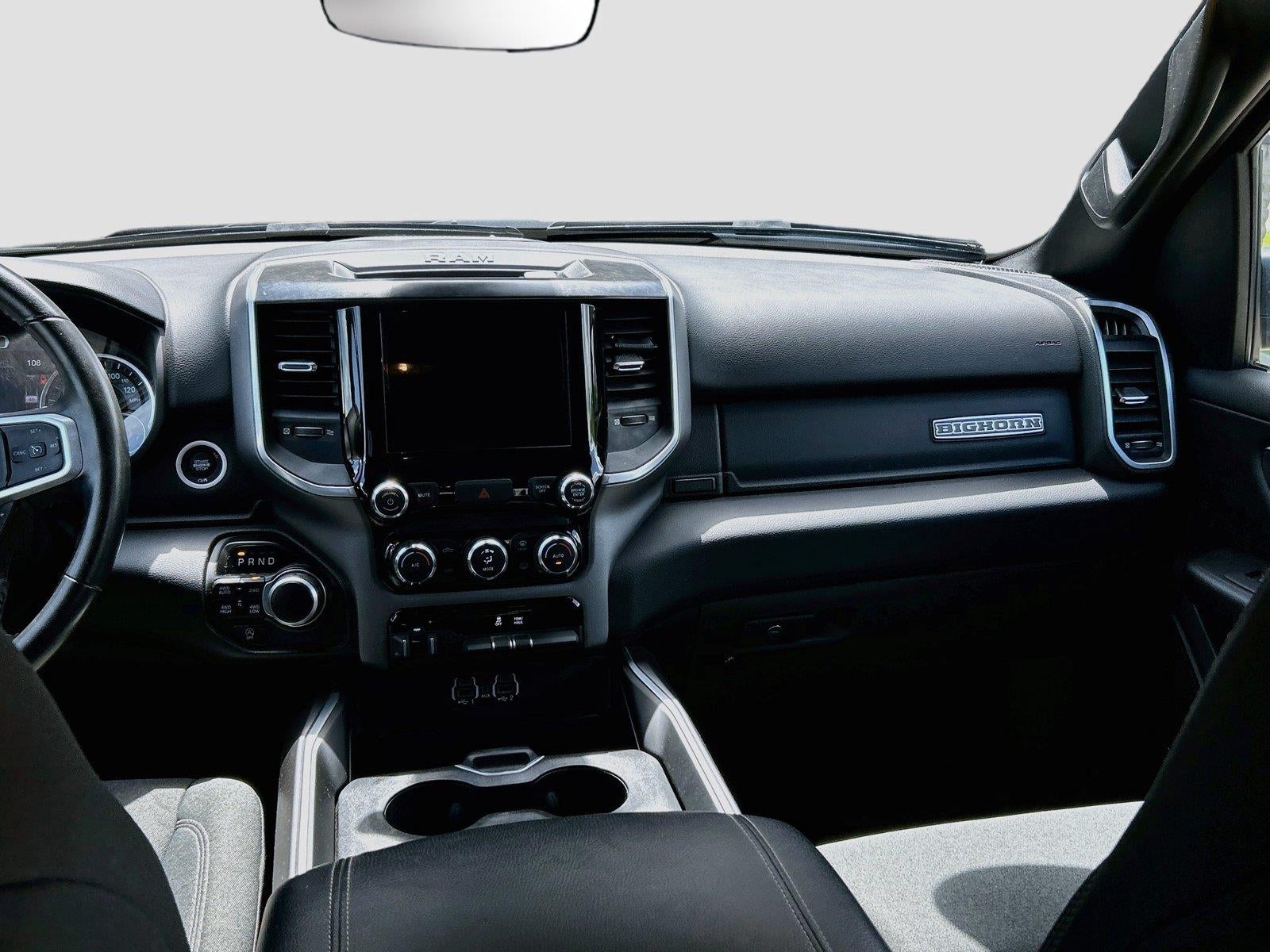 2022 RAM 1500 Big Horn Crew Cab 4x4 5'7' Box