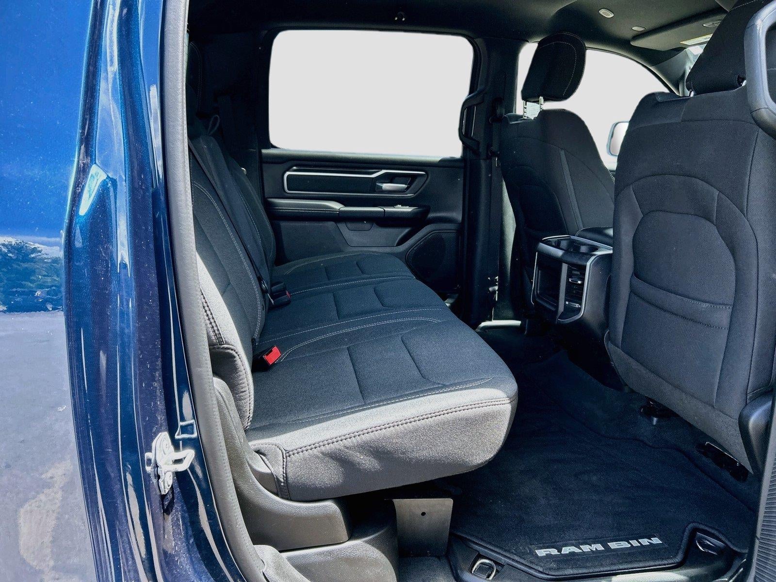 2022 RAM 1500 Big Horn Crew Cab 4x4 5'7' Box