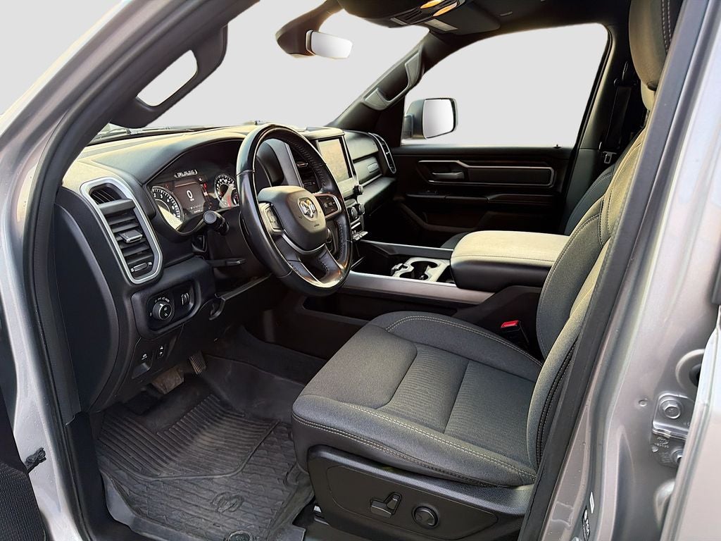 2022 RAM 1500 Big Horn Crew Cab 4x4 5'7' Box