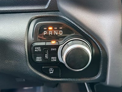 2022 RAM 1500 Big Horn Crew Cab 4x4 5'7' Box