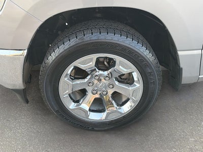 2022 RAM 1500 Big Horn Crew Cab 4x4 5'7' Box