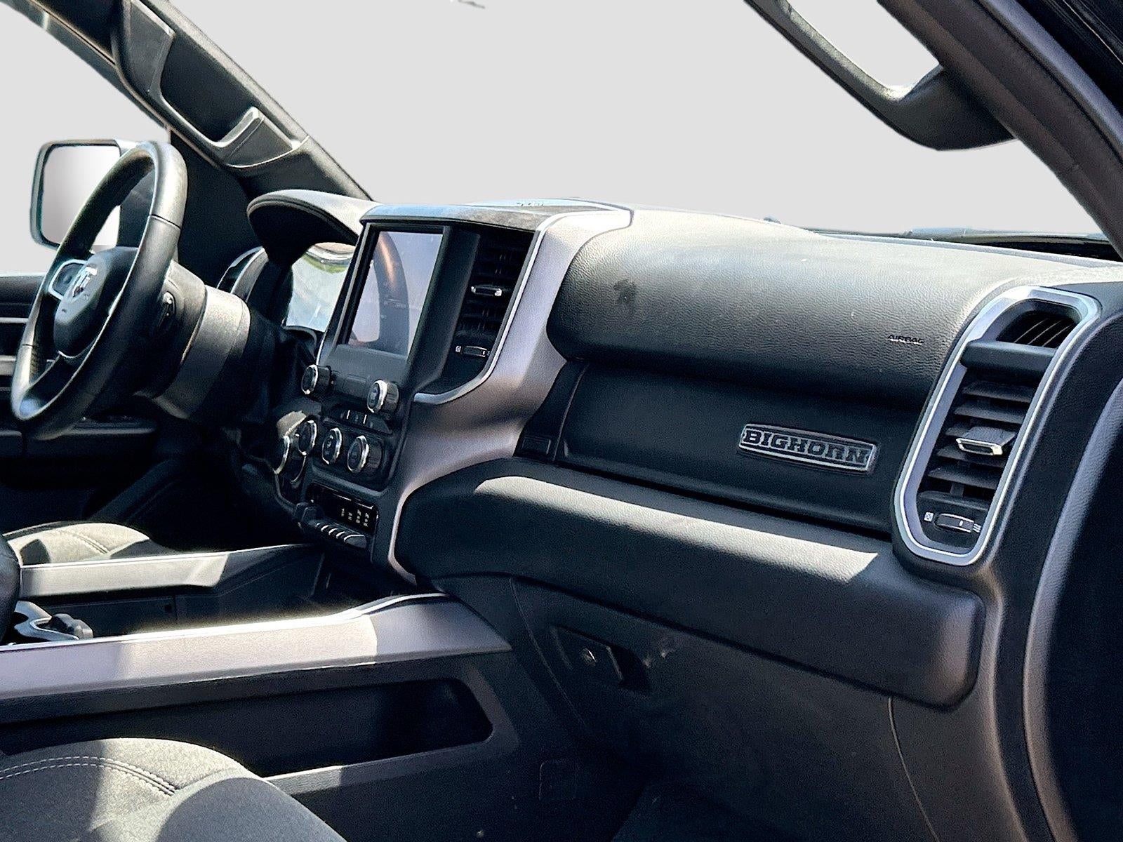2022 RAM 1500 Big Horn Crew Cab 4x4 5'7' Box
