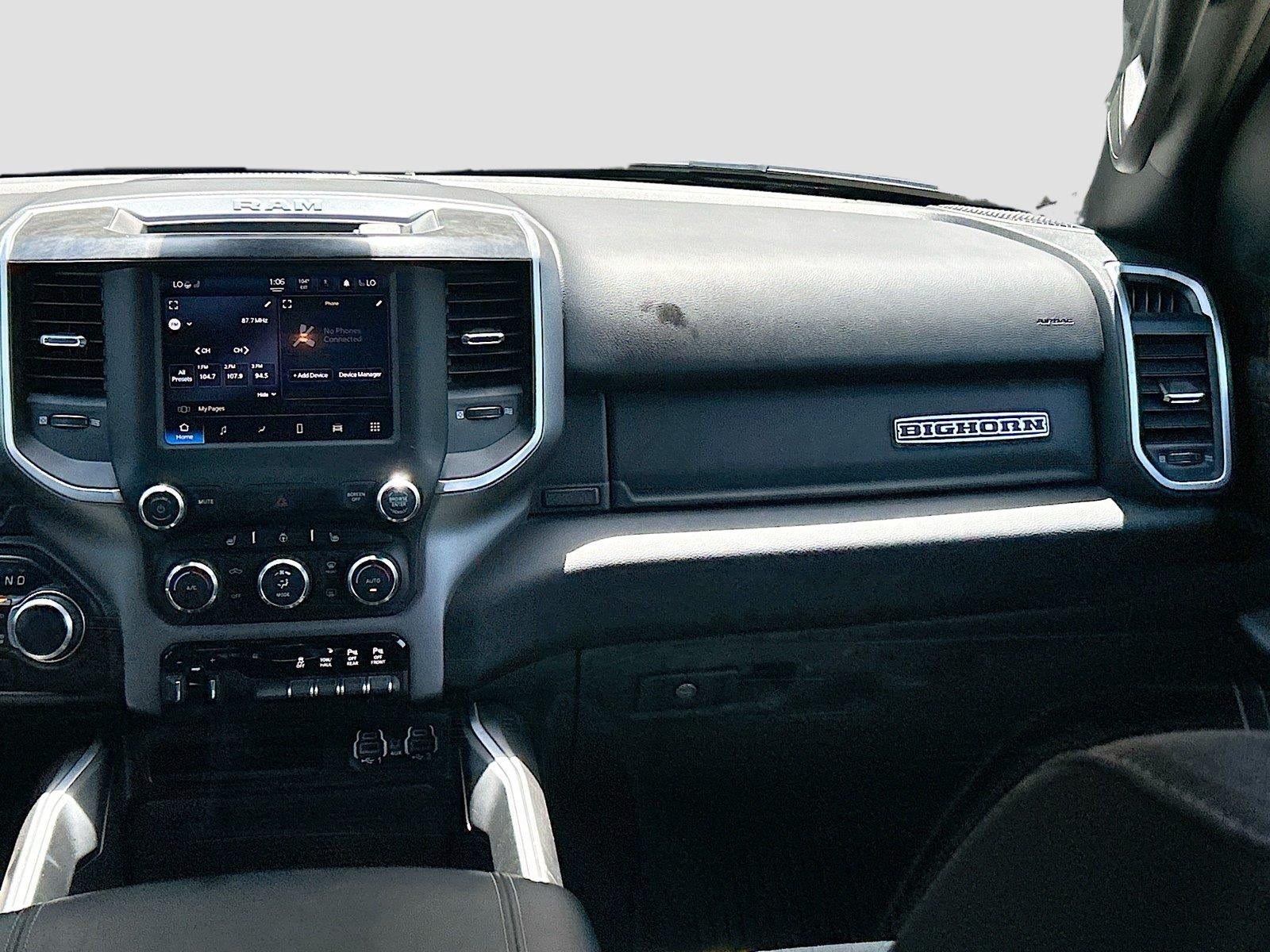 2022 RAM 1500 Big Horn Crew Cab 4x4 5'7' Box