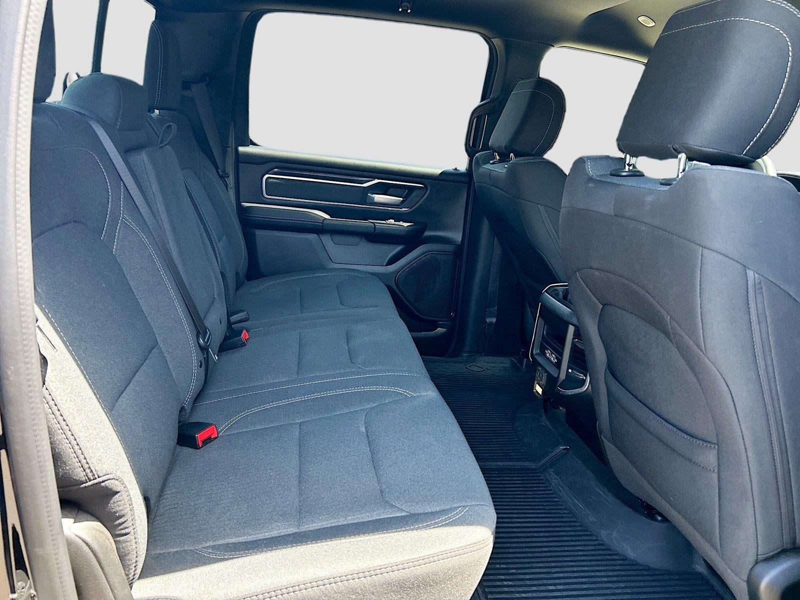 2022 RAM 1500 Big Horn Crew Cab 4x4 5'7' Box