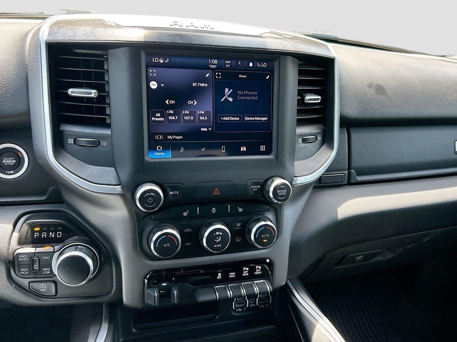 2022 RAM 1500 Big Horn Crew Cab 4x4 5'7' Box