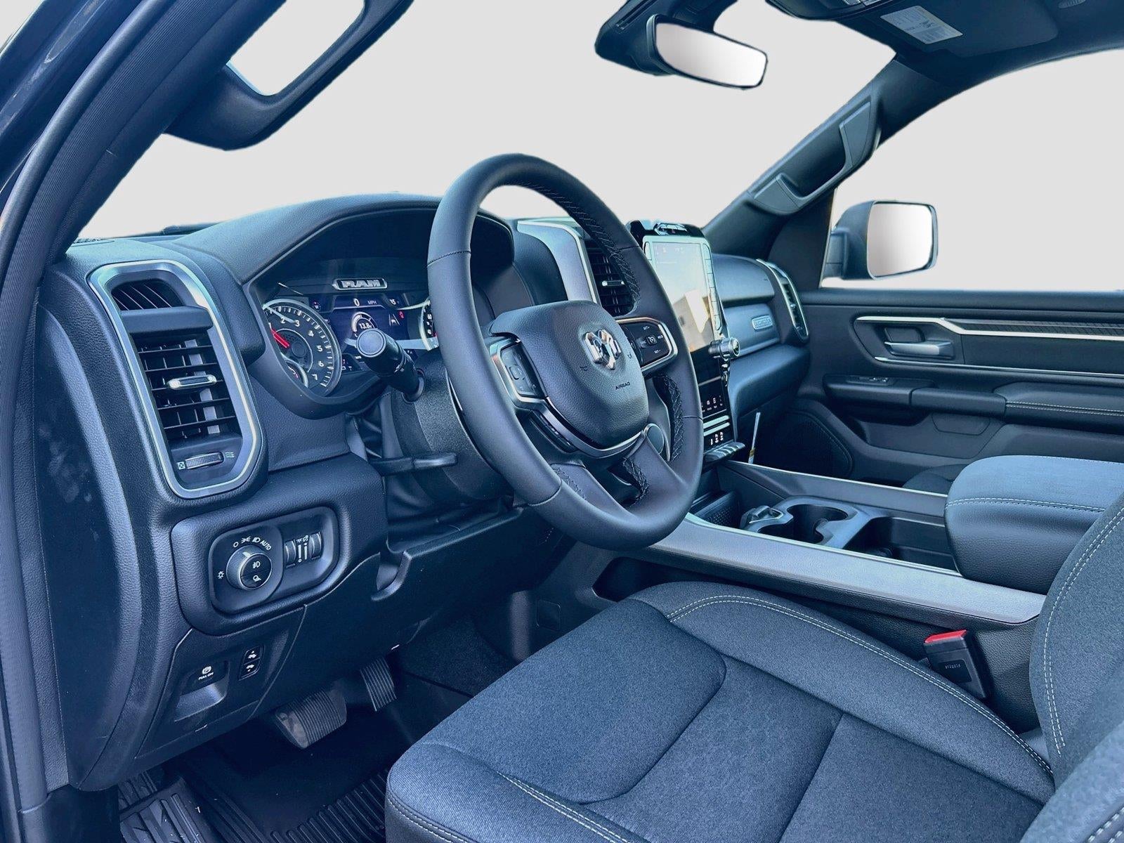 2027 RAM Ram 1500 RAM 1500 BIG HORN CREW CAB 4X4 5'7' BOX