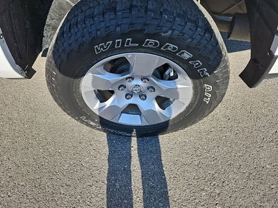 2023 RAM 1500 Big Horn Crew Cab 4x4 5'7' Box