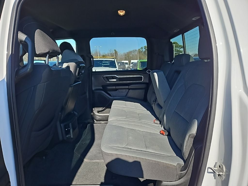 2023 RAM 1500 Big Horn Crew Cab 4x4 5'7' Box