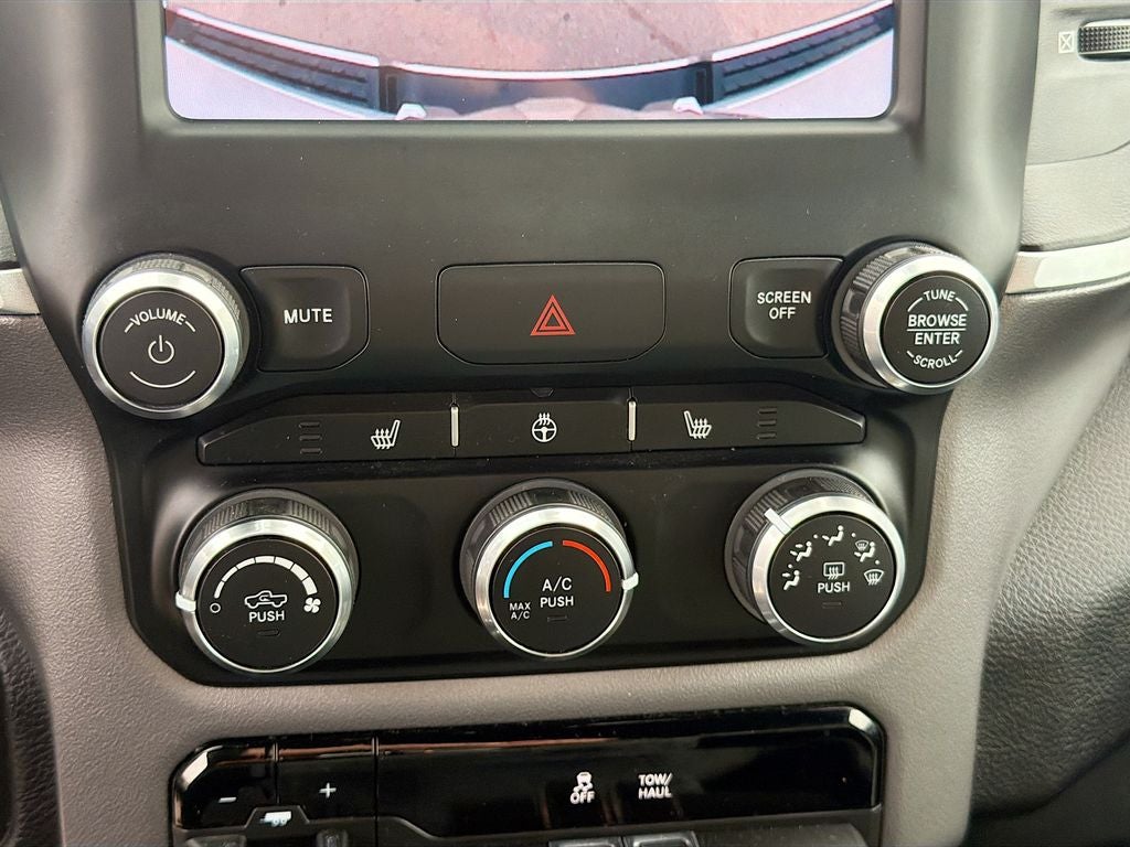 2023 RAM 1500 Big Horn Crew Cab 4x4 5'7' Box