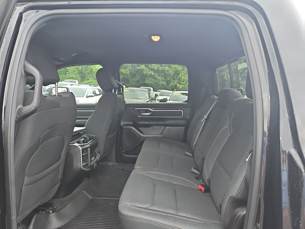 2020 RAM 1500 Big Horn Crew Cab 4x4 5'7' Box