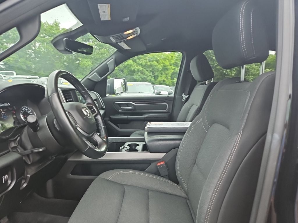 2020 RAM 1500 Big Horn Crew Cab 4x4 5'7' Box