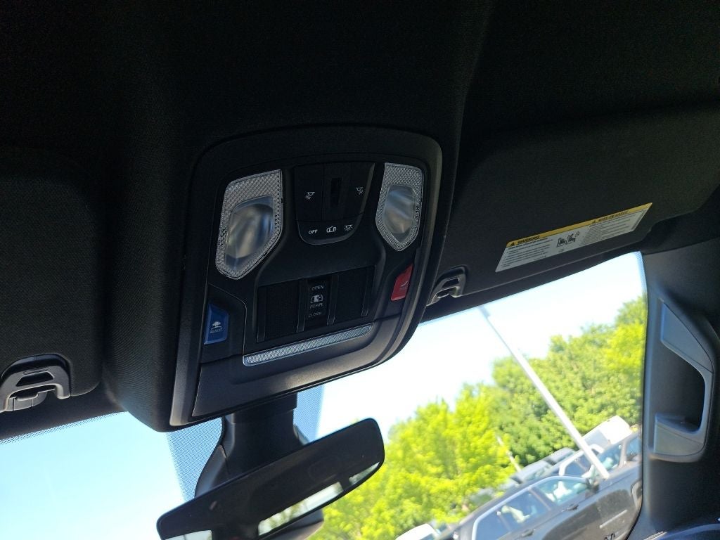2021 RAM 1500 Big Horn Crew Cab 4x4 5'7' Box