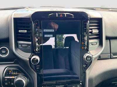 2021 RAM 1500 Big Horn Crew Cab 4x4 5'7' Box