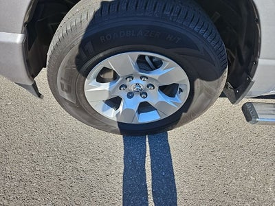 2024 RAM 1500 Lone Star Crew Cab 4x4 5'7' Box