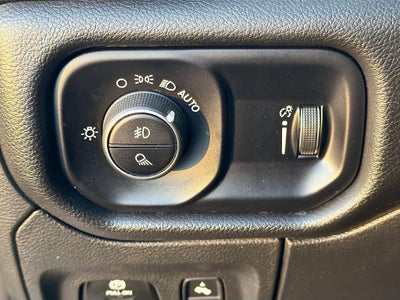 2024 RAM 1500 Lone Star Crew Cab 4x4 5'7' Box