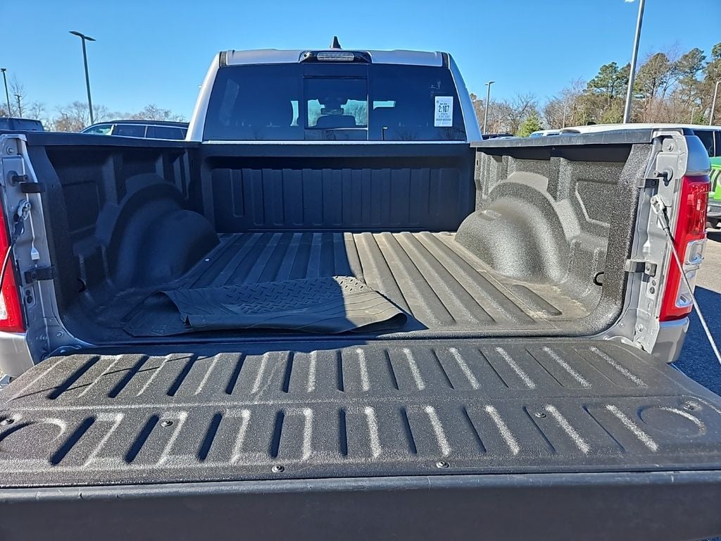 2024 RAM 1500 Lone Star Crew Cab 4x4 5'7' Box