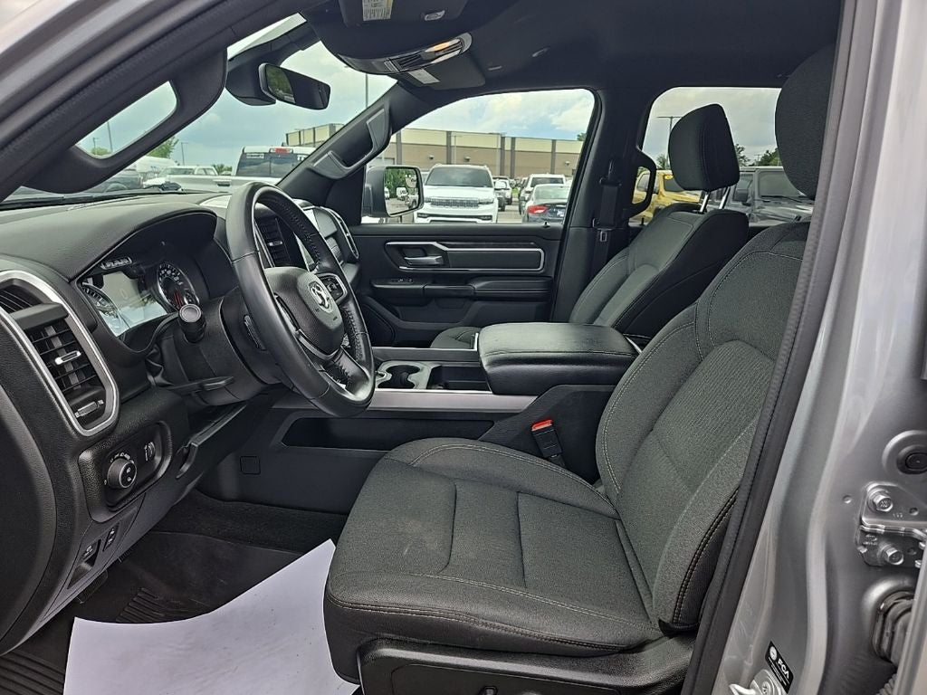 2022 RAM 1500 Big Horn Crew Cab 4x4 5'7' Box