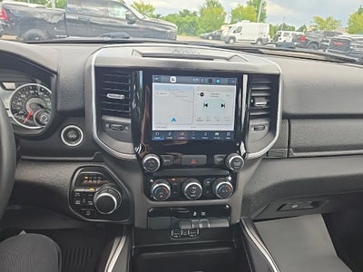 2022 RAM 1500 Big Horn Crew Cab 4x4 5'7' Box
