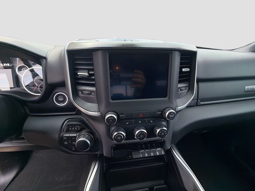 2024 RAM 1500 Big Horn Crew Cab 4x4 5'7' Box