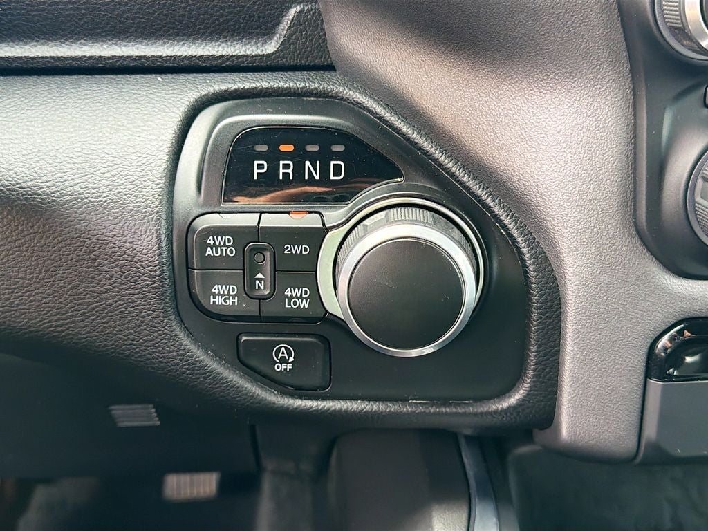 2024 RAM 1500 Big Horn Crew Cab 4x4 5'7' Box