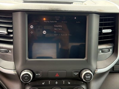 2024 RAM 1500 Big Horn Crew Cab 4x4 5'7' Box