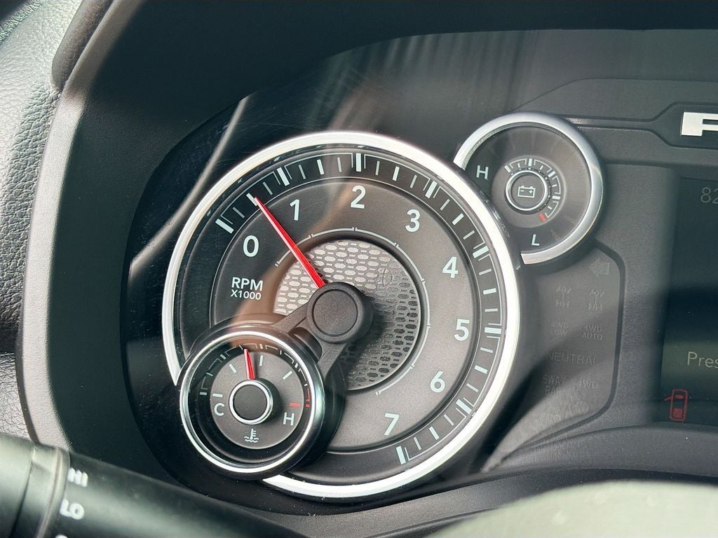 2024 RAM 1500 Big Horn Crew Cab 4x4 5'7' Box