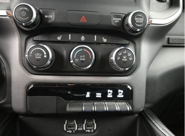 2024 RAM 1500 Big Horn Crew Cab 4x4 5'7' Box